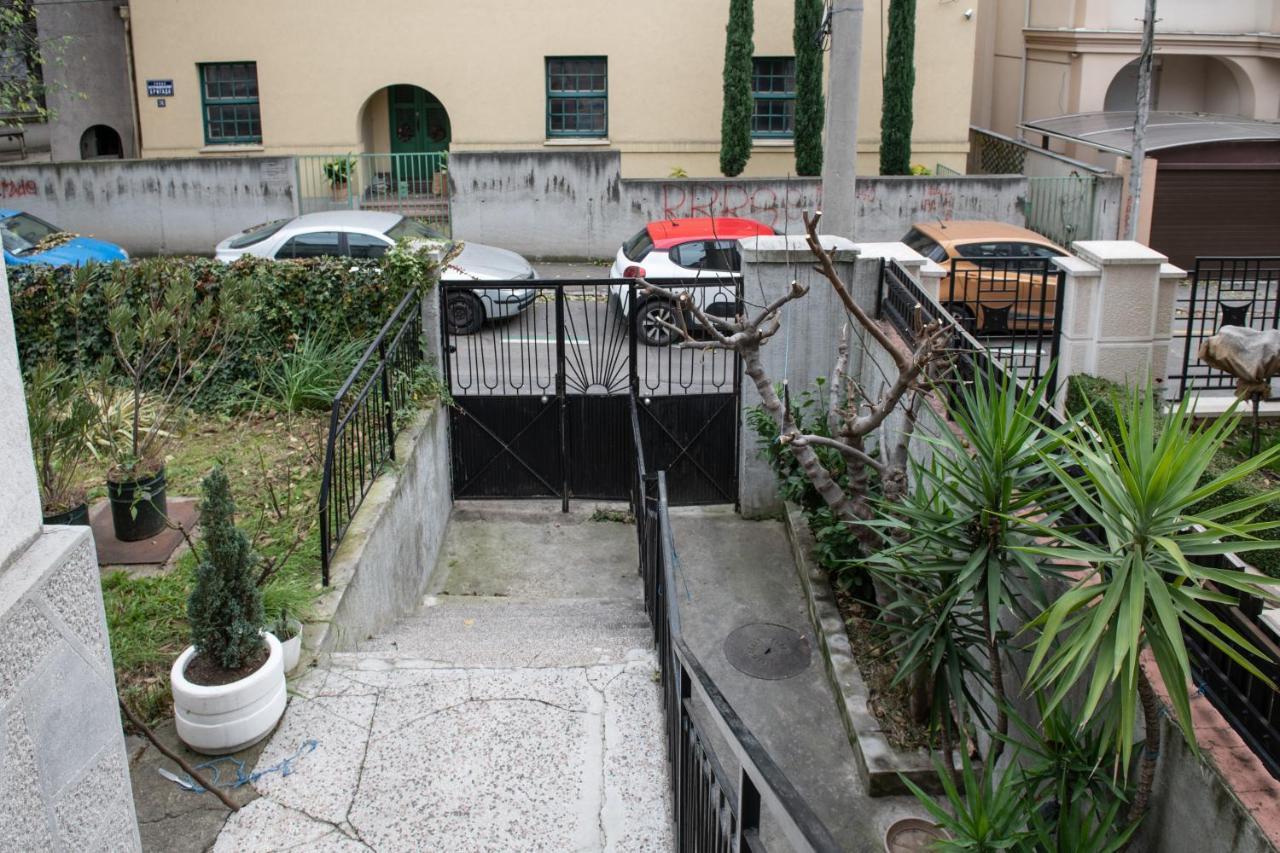 Neimar Apartment With Great Wi-Fi And Free Parking Beograd Eksteriør billede