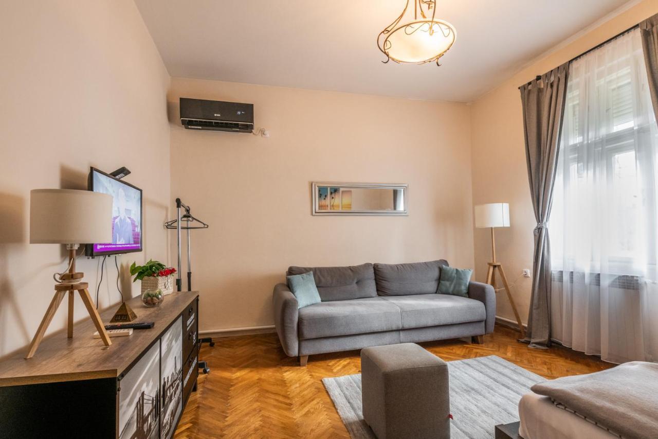 Neimar Apartment With Great Wi-Fi And Free Parking Beograd Eksteriør billede