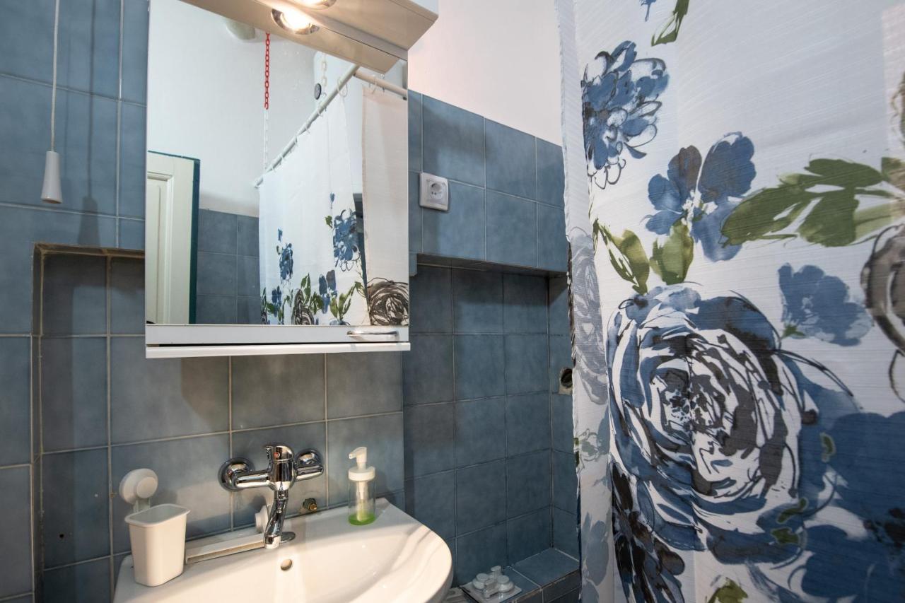 Neimar Apartment With Great Wi-Fi And Free Parking Beograd Eksteriør billede